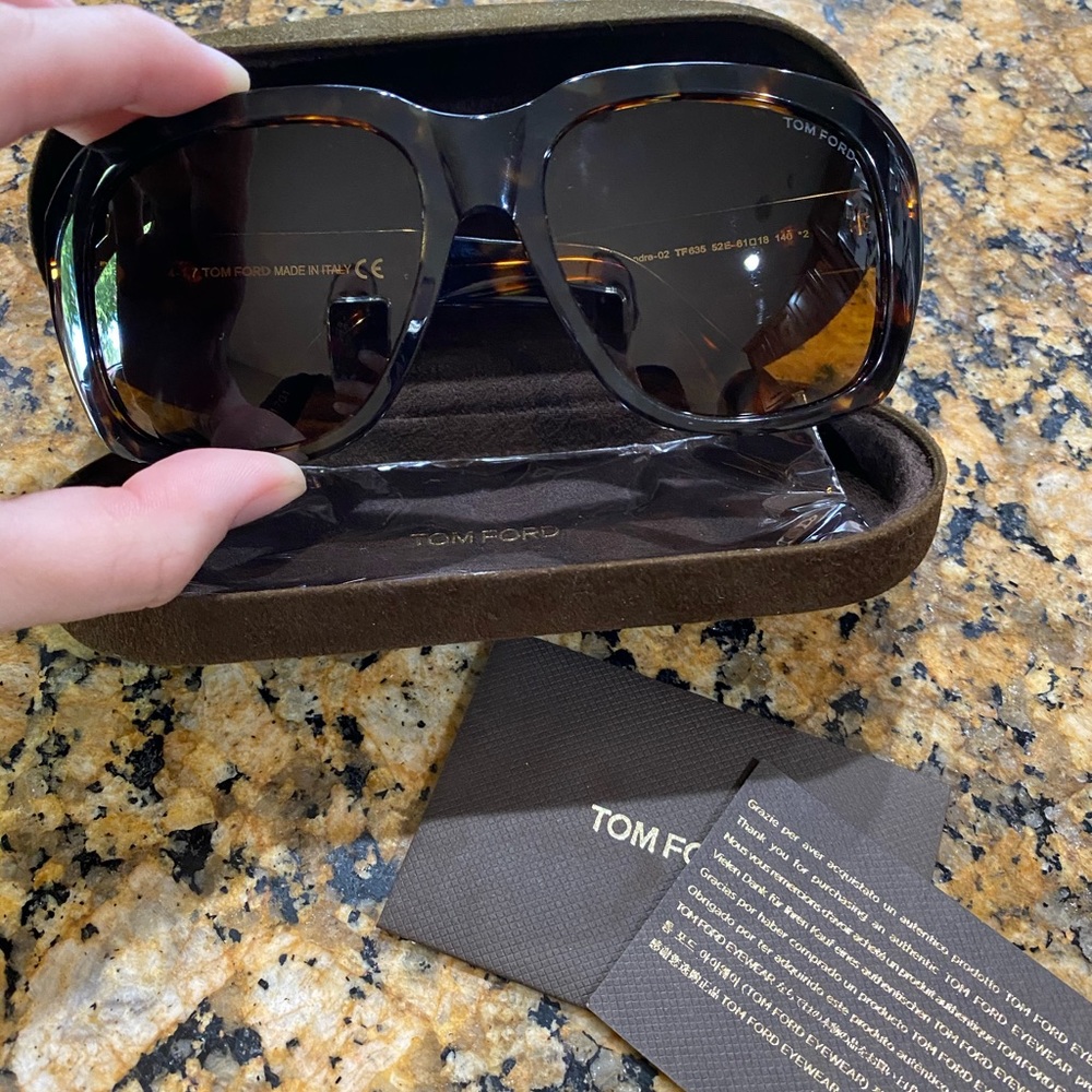 NWOT Tom Ford Andre 2-0 Sunglasses with case
